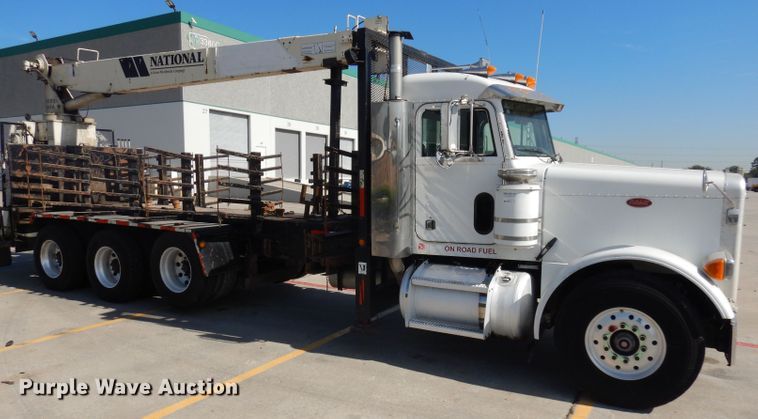 image for item DD3032 2003 Peterbilt 379 crane truck