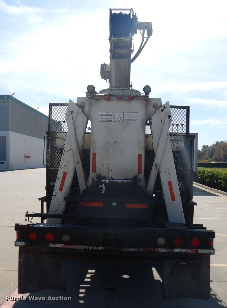 image for item DD3032 2003 Peterbilt 379 crane truck