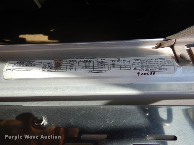 image for item DD3032 2003 Peterbilt 379 crane truck