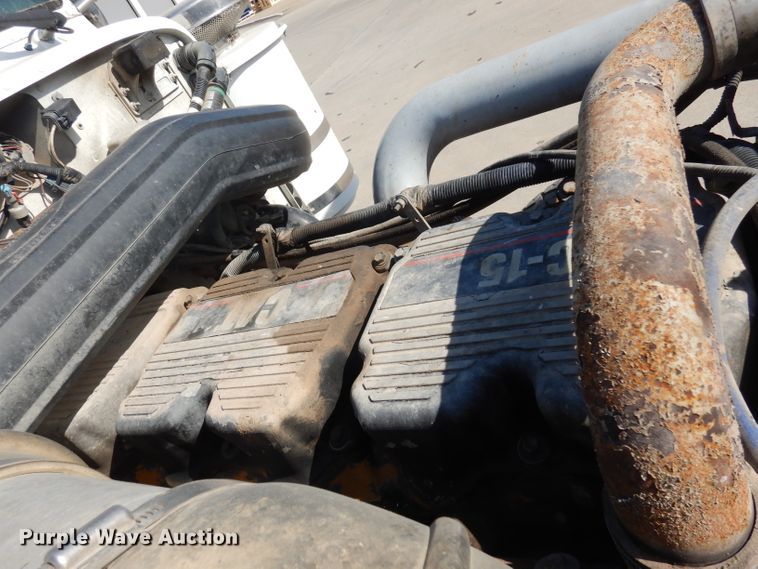 image for item DD3032 2003 Peterbilt 379 crane truck