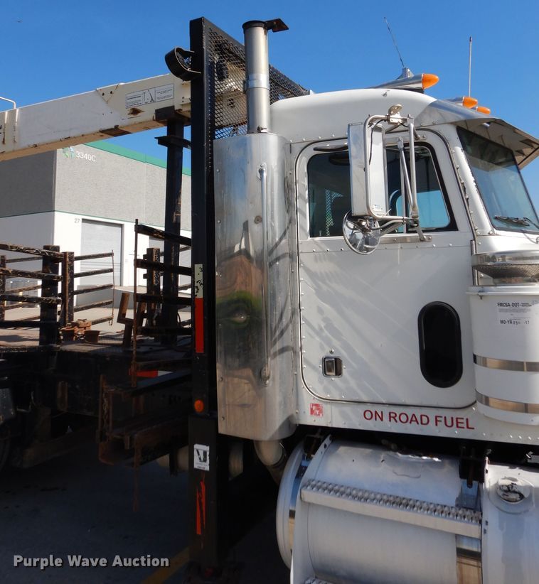 image for item DD3032 2003 Peterbilt 379 crane truck