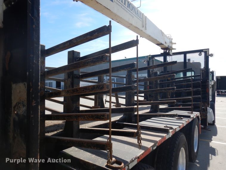 image for item DD3032 2003 Peterbilt 379 crane truck