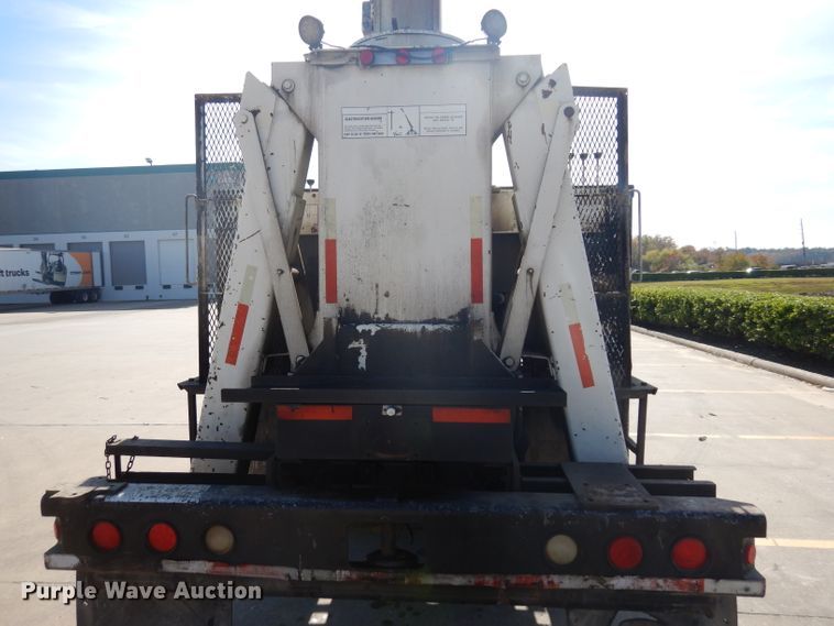 image for item DD3032 2003 Peterbilt 379 crane truck