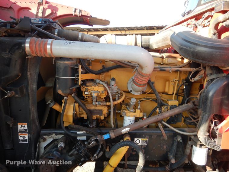 image for item DE4031 2002 Peterbilt 379 semi truck