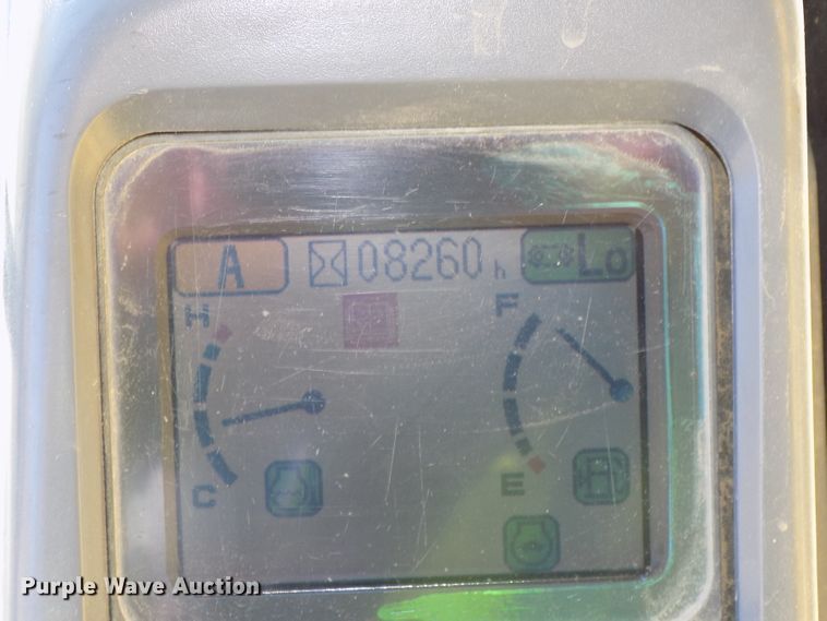 image for item DG2487 2004 Komatsu PC220LC-7 excavator