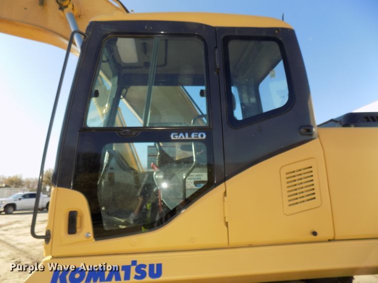image for item DG2487 2004 Komatsu PC220LC-7 excavator