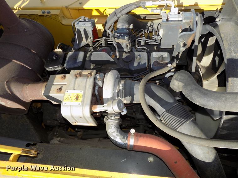 image for item DG2487 2004 Komatsu PC220LC-7 excavator