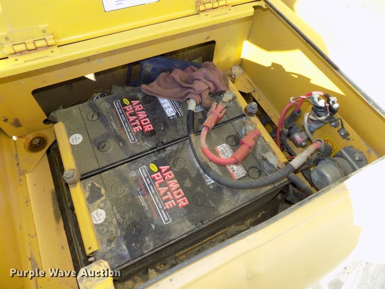 image for item DG2487 2004 Komatsu PC220LC-7 excavator