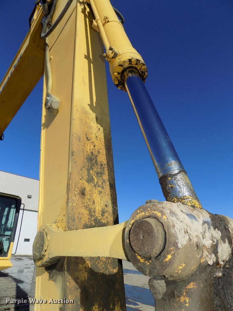 image for item DG2487 2004 Komatsu PC220LC-7 excavator