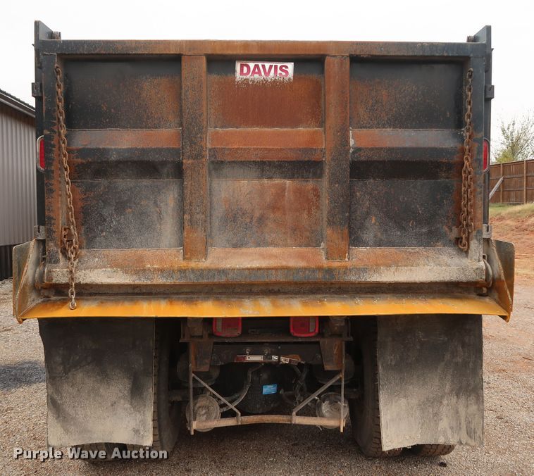 image for item DG4233 2007 Kenworth T800 dump truck