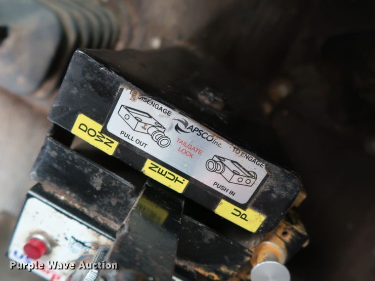 image for item DG4233 2007 Kenworth T800 dump truck