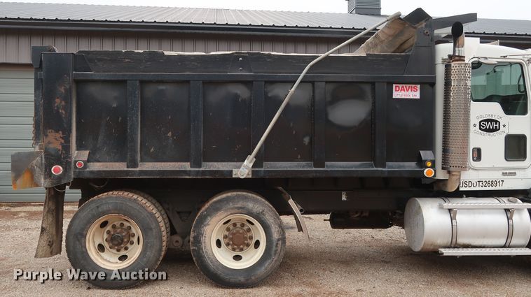 image for item DG4233 2007 Kenworth T800 dump truck