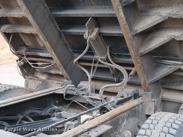 image for item DG4233 2007 Kenworth T800 dump truck