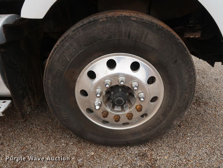 image for item DG4233 2007 Kenworth T800 dump truck