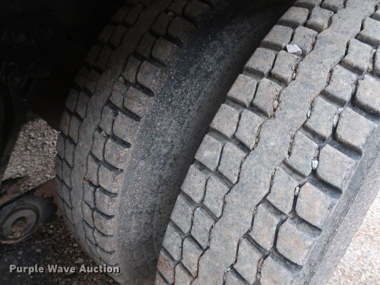 image for item DG4233 2007 Kenworth T800 dump truck