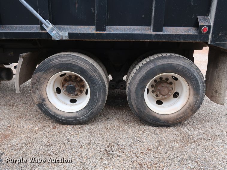 image for item DG4233 2007 Kenworth T800 dump truck