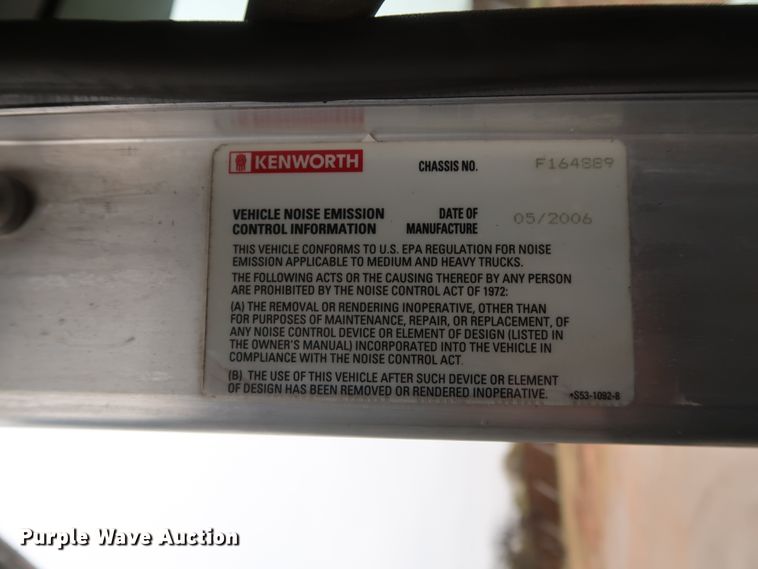 image for item DG4233 2007 Kenworth T800 dump truck