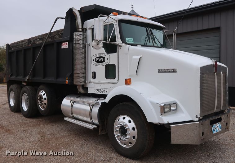 image for item DG4234 2007 Kenworth T800 dump truck
