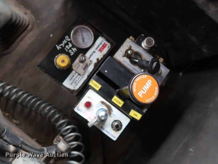 image for item DG4234 2007 Kenworth T800 dump truck