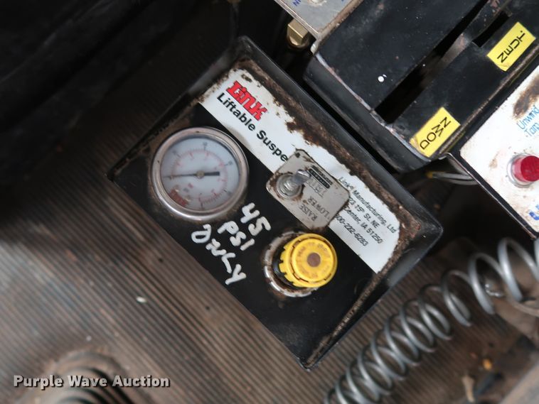 image for item DG4234 2007 Kenworth T800 dump truck