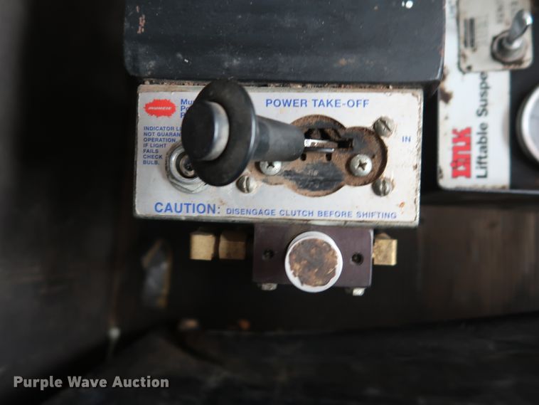 image for item DG4234 2007 Kenworth T800 dump truck