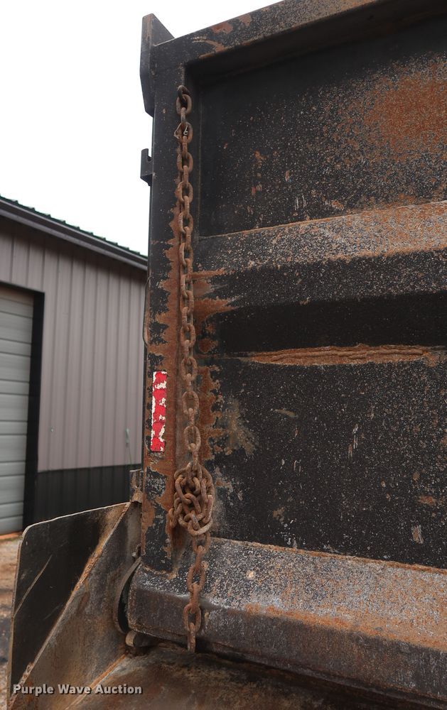 image for item DG4234 2007 Kenworth T800 dump truck