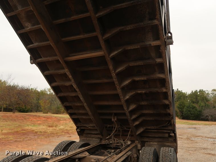 image for item DG4234 2007 Kenworth T800 dump truck