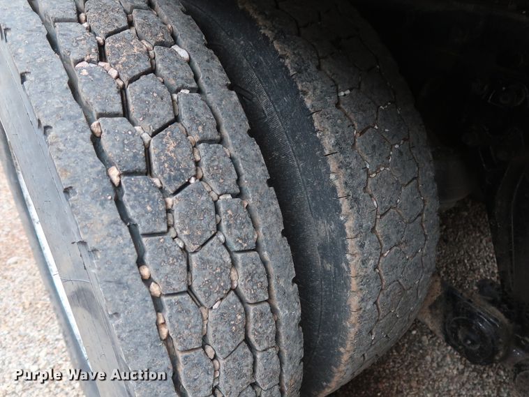 image for item DG4234 2007 Kenworth T800 dump truck