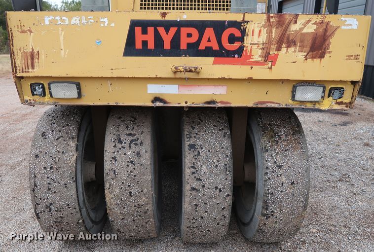 image for item DG4235 2002 Hypac C560A pneumatic roller