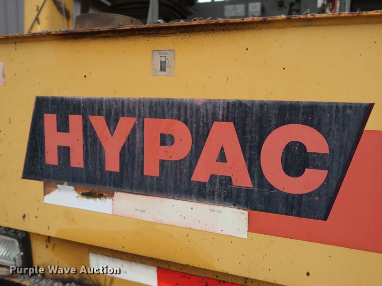 image for item DG4235 2002 Hypac C560A pneumatic roller