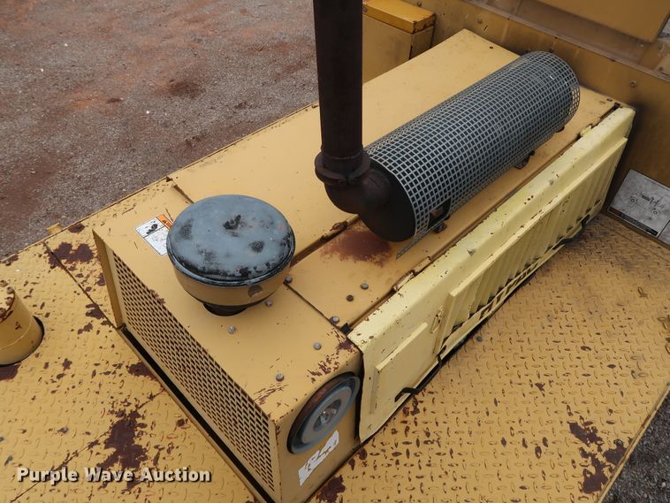 image for item DG4236 1999 Hypac C560A pneumatic roller