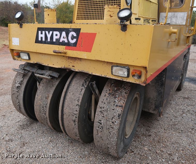 image for item DG4236 1999 Hypac C560A pneumatic roller