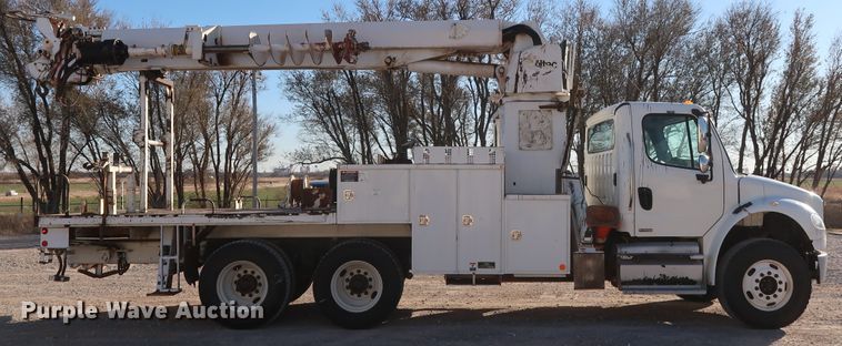 image for item DG4237 2011 Freightliner Business Class M2 digger derrick truck