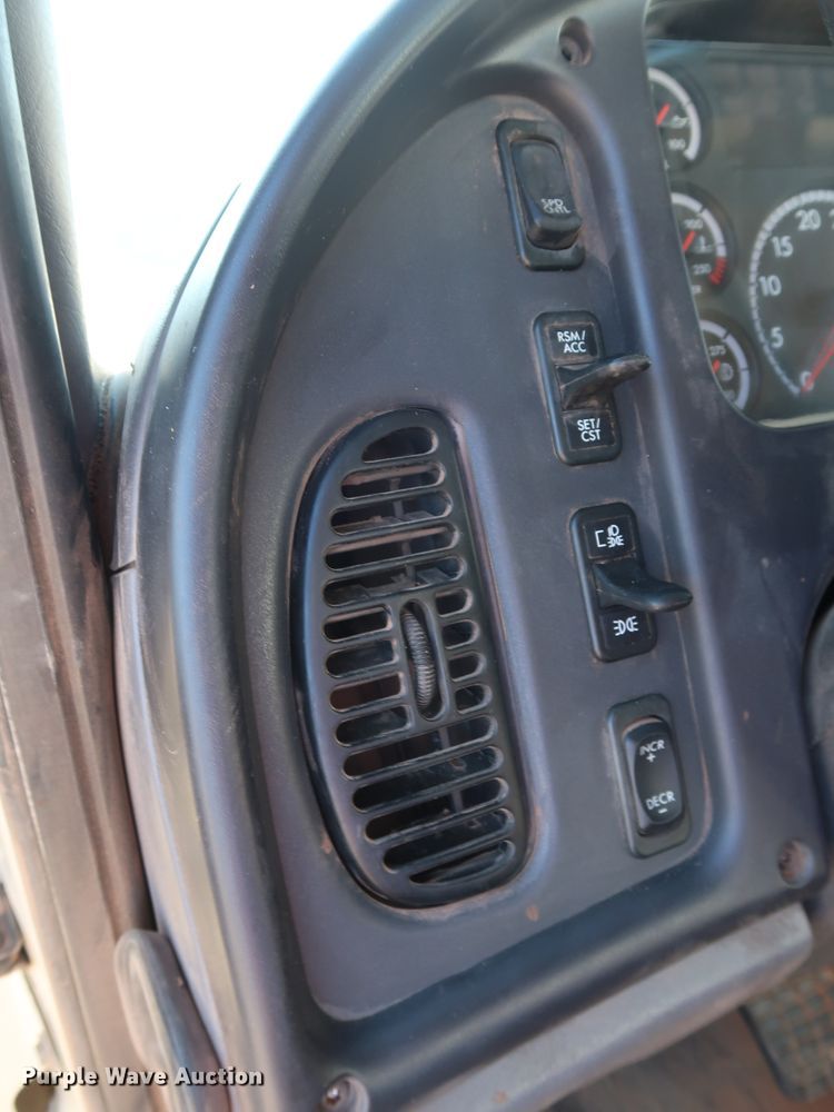 image for item DG4237 2011 Freightliner Business Class M2 digger derrick truck