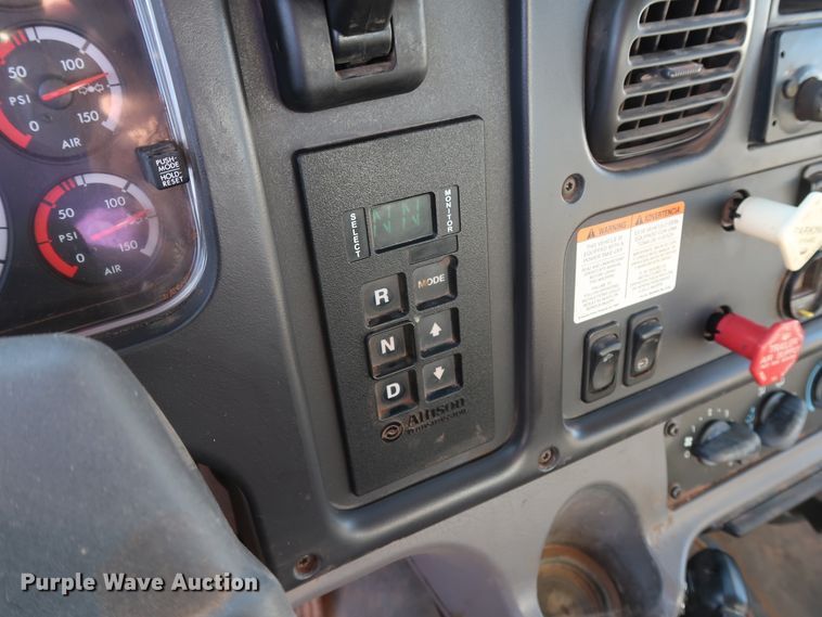 image for item DG4237 2011 Freightliner Business Class M2 digger derrick truck