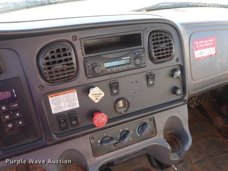 image for item DG4237 2011 Freightliner Business Class M2 digger derrick truck