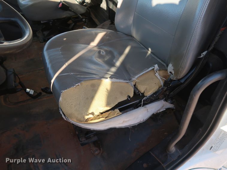 image for item DG4237 2011 Freightliner Business Class M2 digger derrick truck