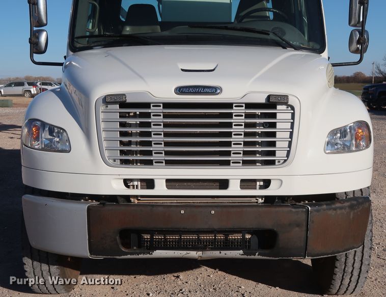 image for item DG4237 2011 Freightliner Business Class M2 digger derrick truck