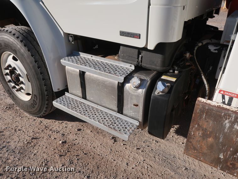 image for item DG4237 2011 Freightliner Business Class M2 digger derrick truck