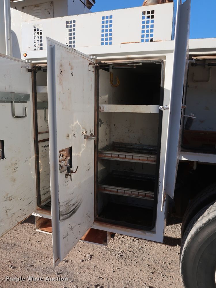 image for item DG4237 2011 Freightliner Business Class M2 digger derrick truck