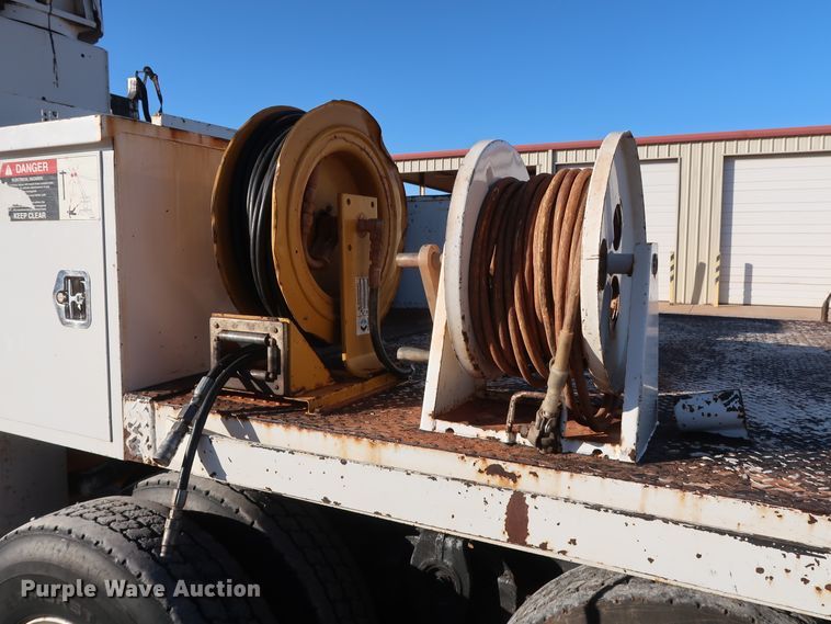 image for item DG4237 2011 Freightliner Business Class M2 digger derrick truck