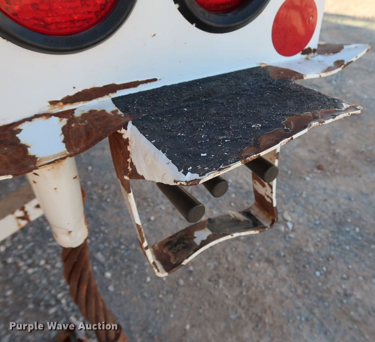 image for item DG4237 2011 Freightliner Business Class M2 digger derrick truck