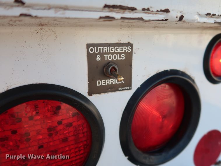 image for item DG4237 2011 Freightliner Business Class M2 digger derrick truck