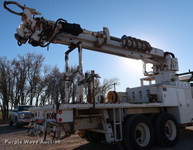 image for item DG4237 2011 Freightliner Business Class M2 digger derrick truck