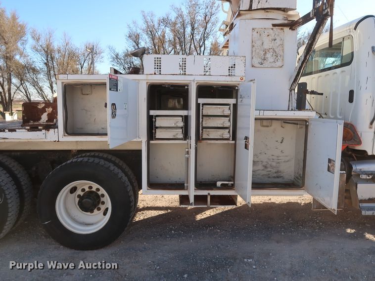 image for item DG4237 2011 Freightliner Business Class M2 digger derrick truck