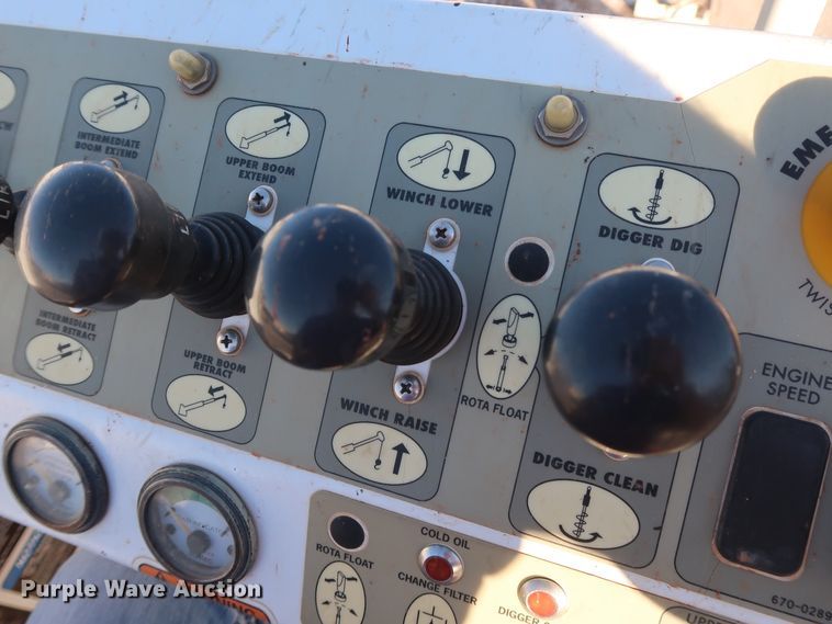 image for item DG4237 2011 Freightliner Business Class M2 digger derrick truck