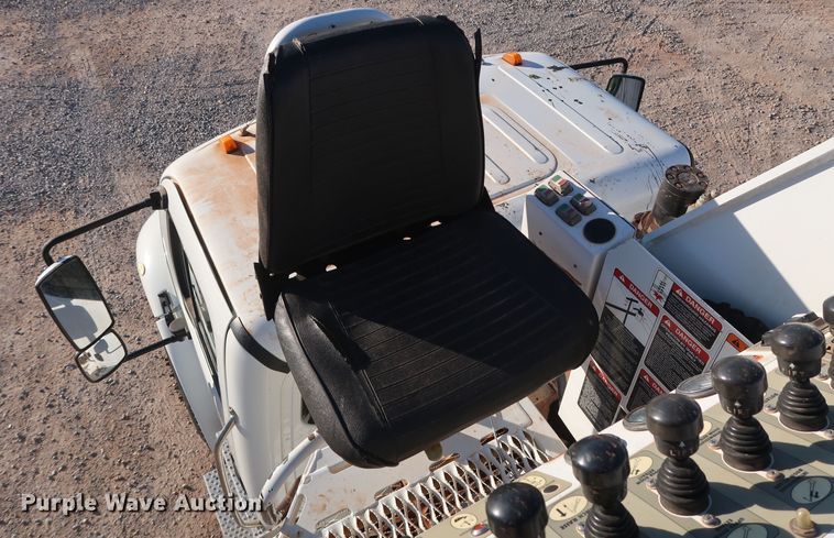 image for item DG4237 2011 Freightliner Business Class M2 digger derrick truck