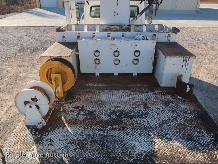 image for item DG4237 2011 Freightliner Business Class M2 digger derrick truck