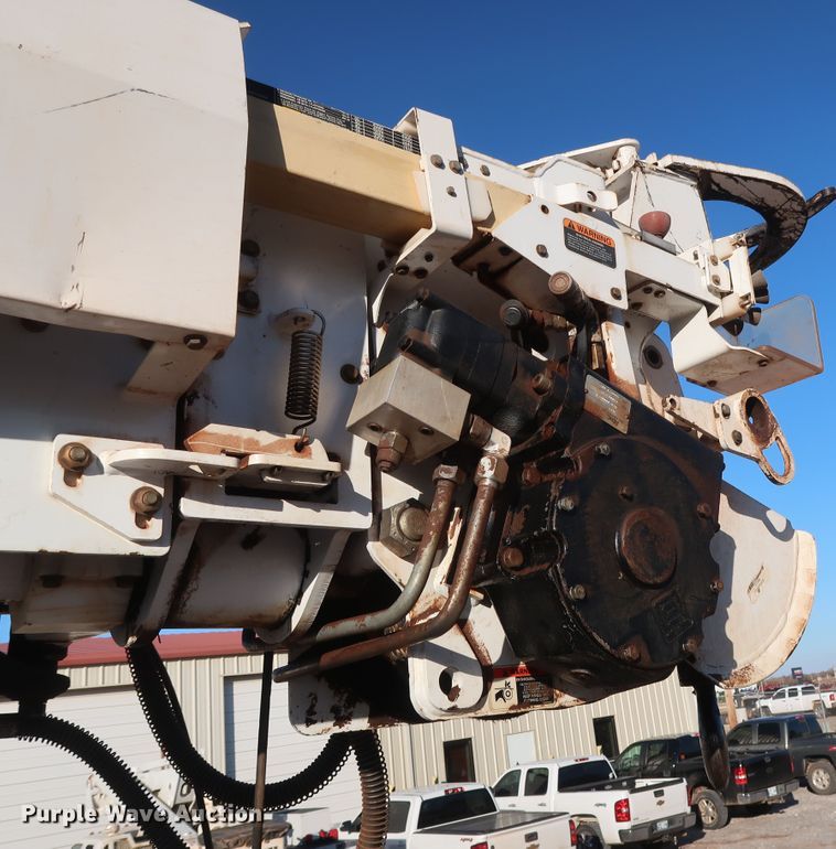 image for item DG4237 2011 Freightliner Business Class M2 digger derrick truck