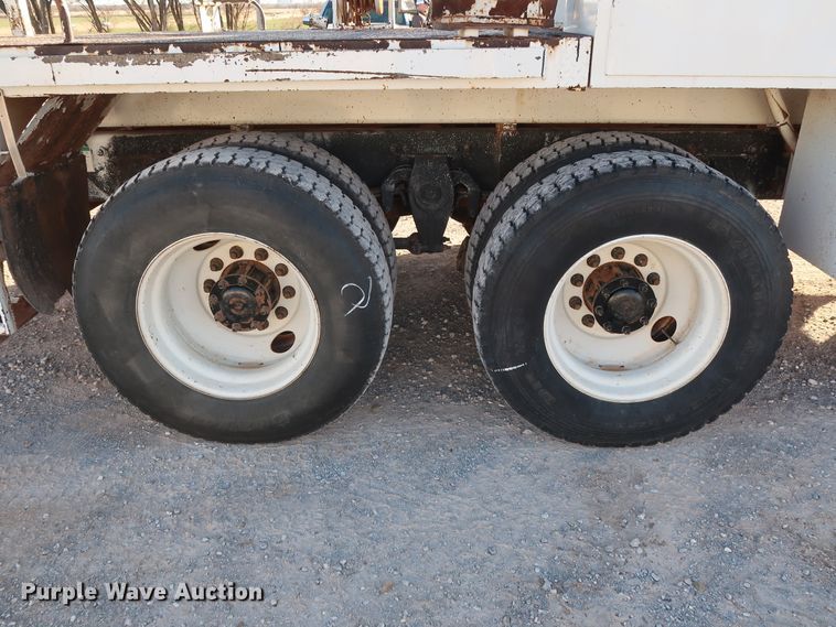 image for item DG4237 2011 Freightliner Business Class M2 digger derrick truck